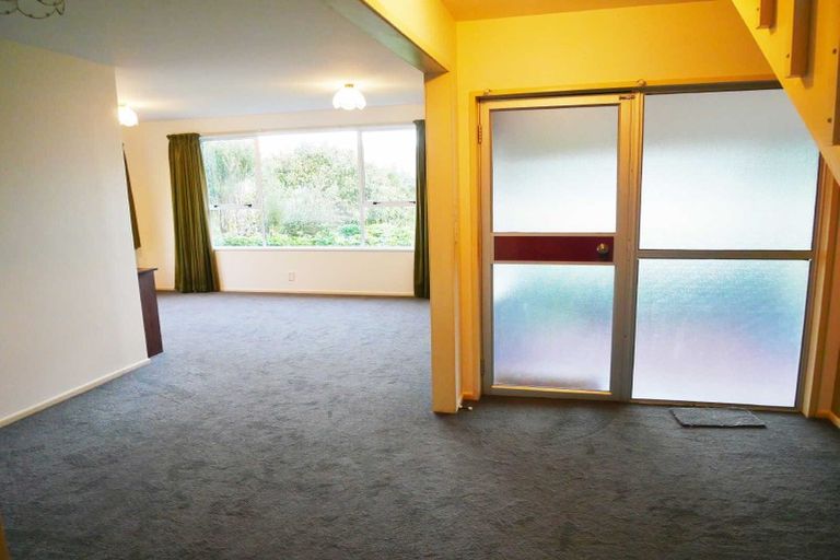 Photo of property in 18 Bayview Place, Cass Bay, Lyttelton, 8082