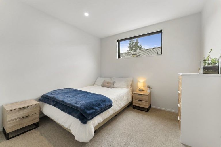 Photo of property in 22 Huxley Place, Lake Hayes, Queenstown, 9304