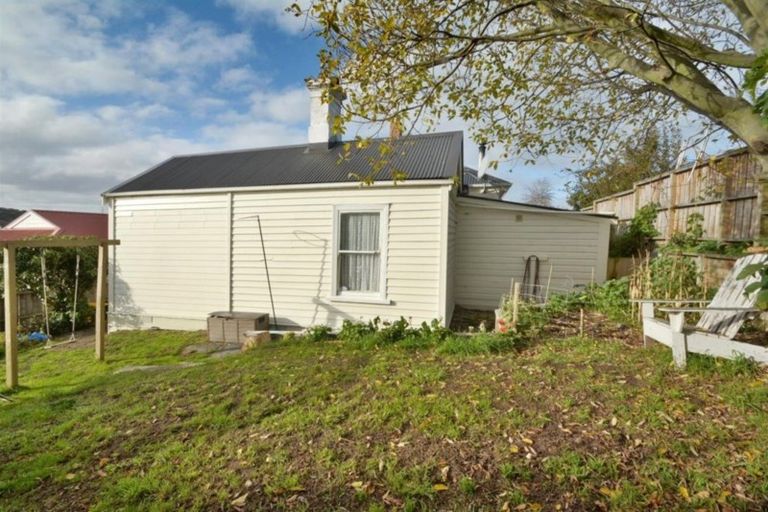 Photo of property in 36 College Street, Caversham, Dunedin, 9012