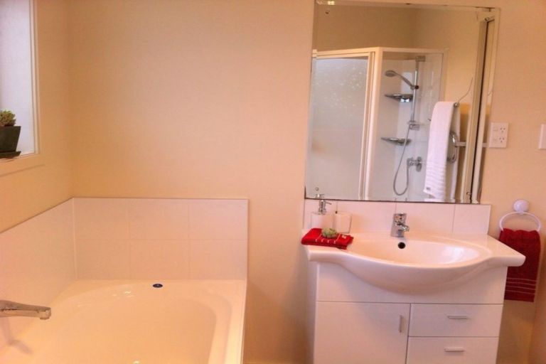 Photo of property in 7/58 Spring Street, Onehunga, Auckland, 1061