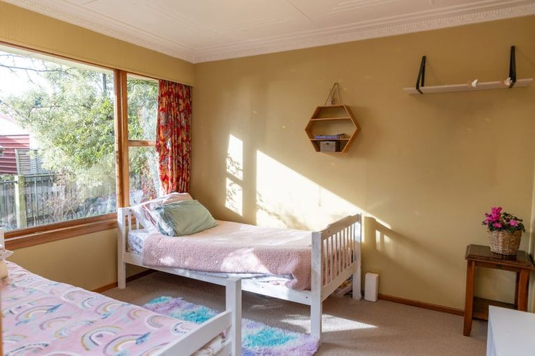 Photo of property in 13 Cambridge Terrace, East Gore, Gore, 9710