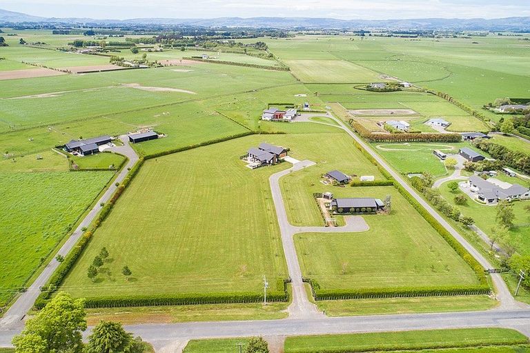 Photo of property in 167 Oroua Road, Kairanga, Palmerston North, 4475