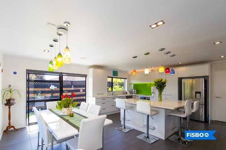 Photo of property in 66 Hetley Crescent, Taradale, Napier, 4112