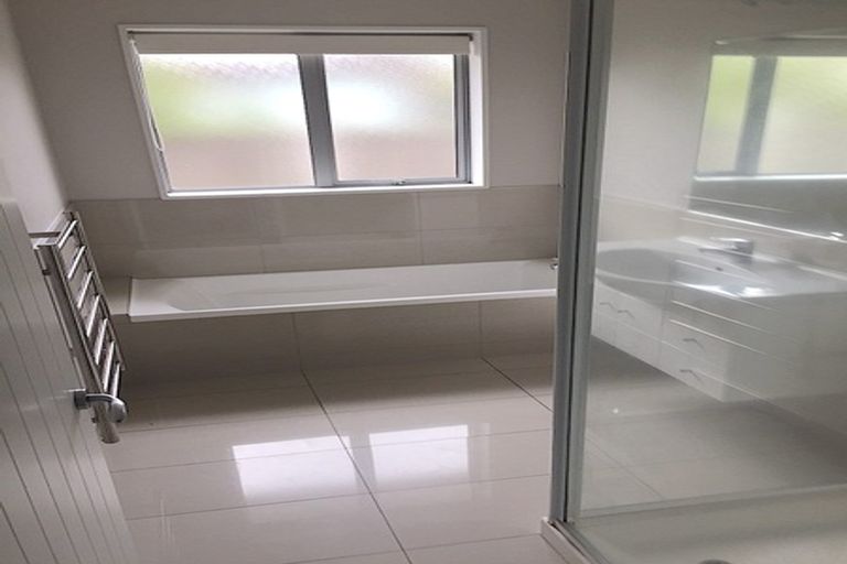 Photo of property in 16a Epsom Road, Sockburn, Christchurch, 8042