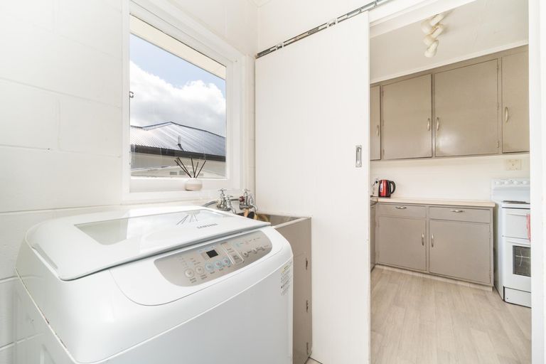 Photo of property in 1/145 College Street, Awapuni, Palmerston North, 4412