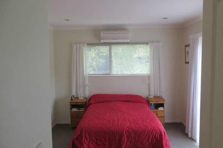Photo of property in 40 Leafield Crescent, Henderson, Auckland, 0612
