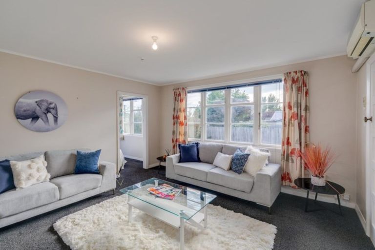 Photo of property in 113 Bowhill Road, New Brighton, Christchurch, 8083