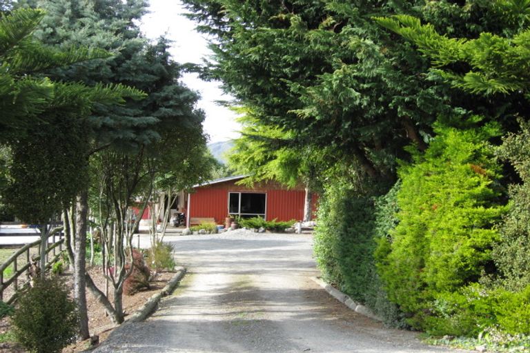 Photo of property in 20 Stansell Street, Shannon, 4821