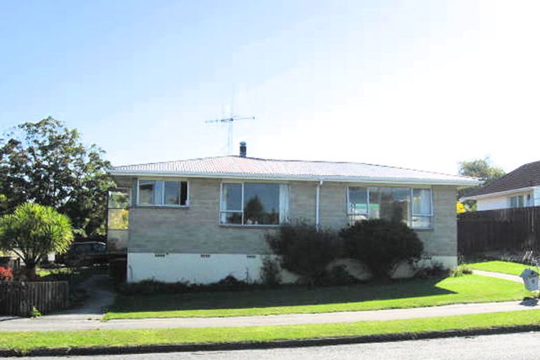 Photo of property in 2 Waitaki Street, Glenwood, Timaru, 7910