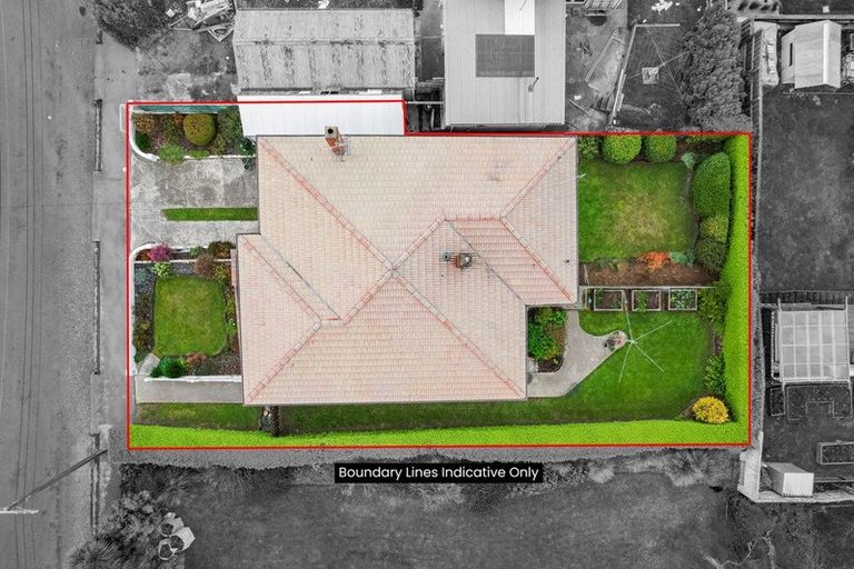 Photo of property in 1 Earn Street, Oamaru North, Oamaru, 9400