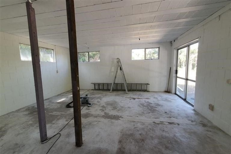 Photo of property in 25a Titirangi Road, New Lynn, Auckland, 0600