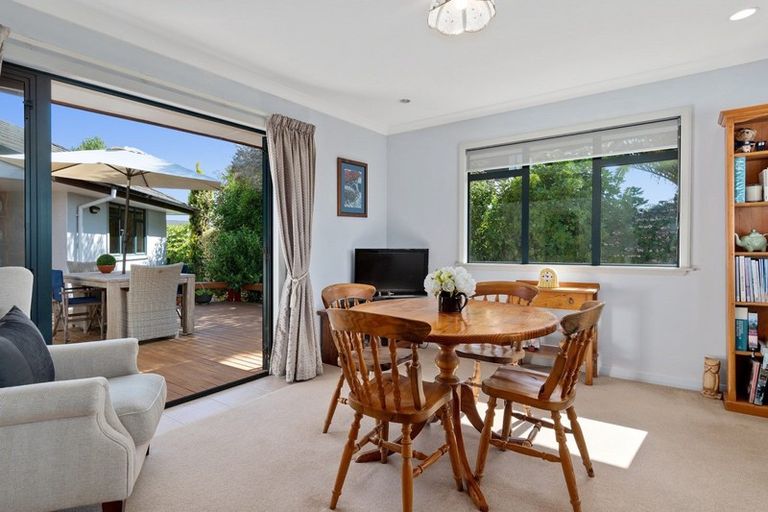 Photo of property in 15 La Colina Place, Bethlehem, Tauranga, 3110