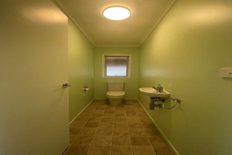 Photo of property in 70 Miro Street, Inglewood, 4330