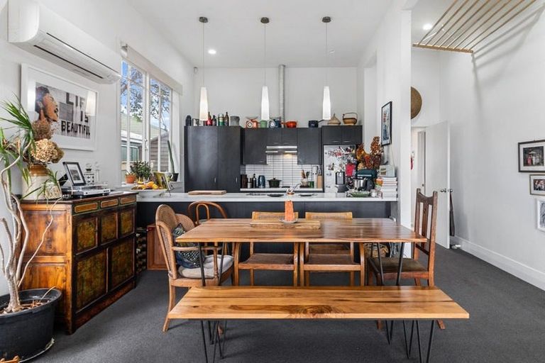 Photo of property in 231a Sturges Road, Henderson, Auckland, 0612