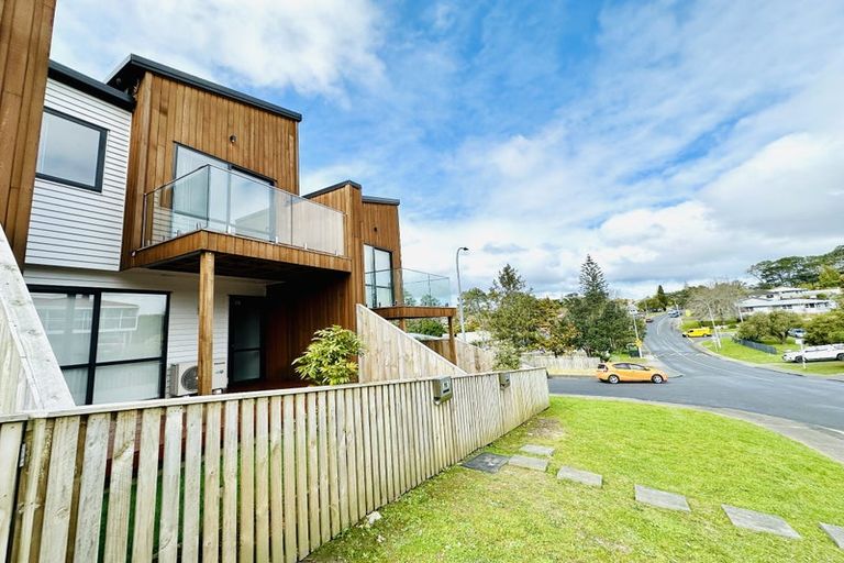 Photo of property in 51b Glendene Avenue, Glendene, Auckland, 0602