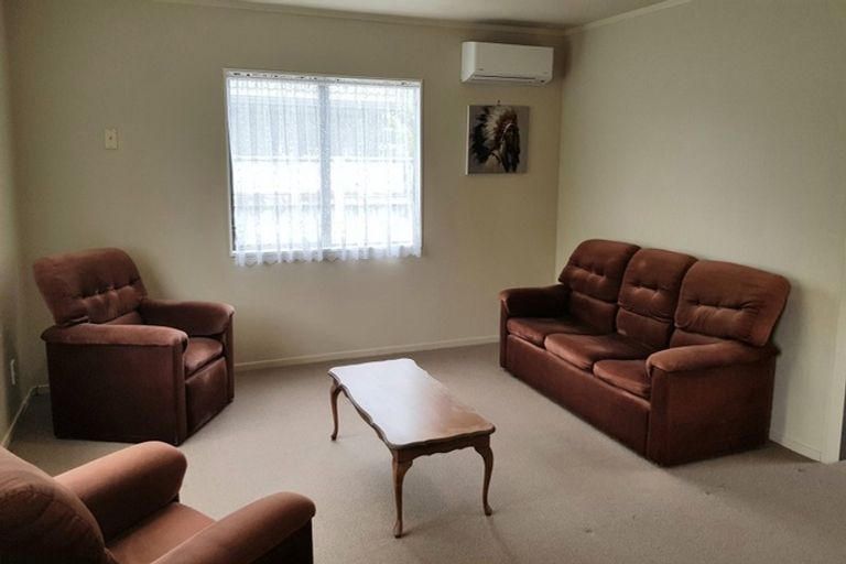 Photo of property in 42a Mcleavey Drive, Kelvin Grove, Palmerston North, 4414