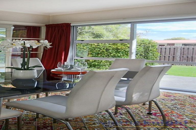 Photo of property in 33 Powell Crescent, Ilam, Christchurch, 8041