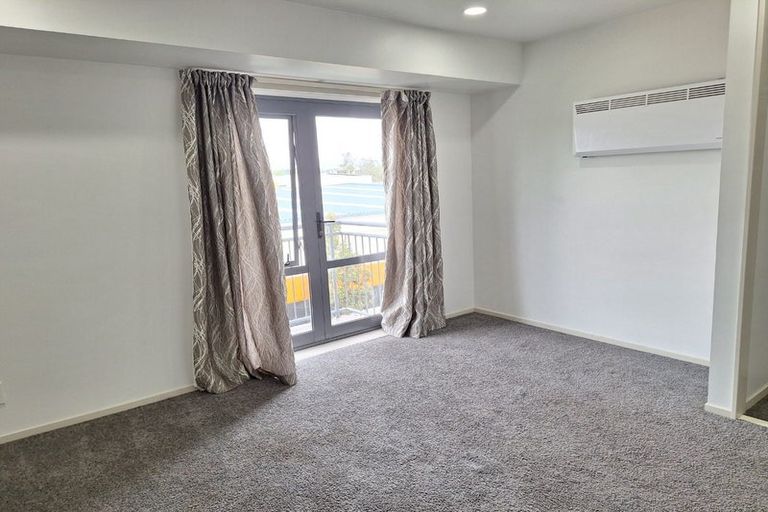 Photo of property in 10d Crown Lynn Place, New Lynn, Auckland, 0600
