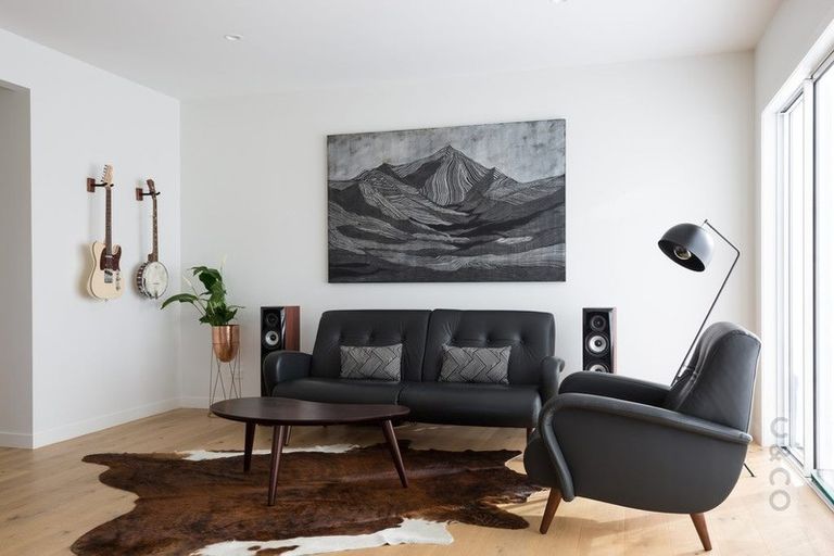 Photo of property in 10 Tauwaka Crescent, Riverhead, 0820