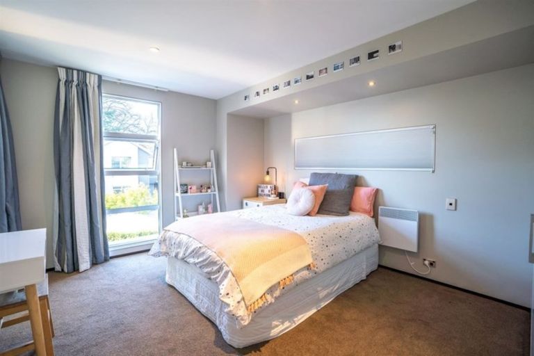 Photo of property in 2 Abberfield Lane, St Albans, Christchurch, 8014