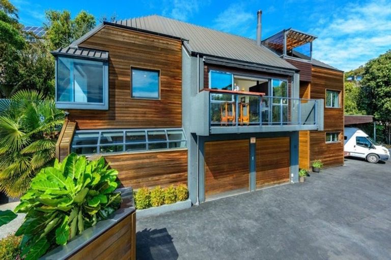 Photo of property in 11 Toledo Place, Mount Pleasant, Christchurch, 8081
