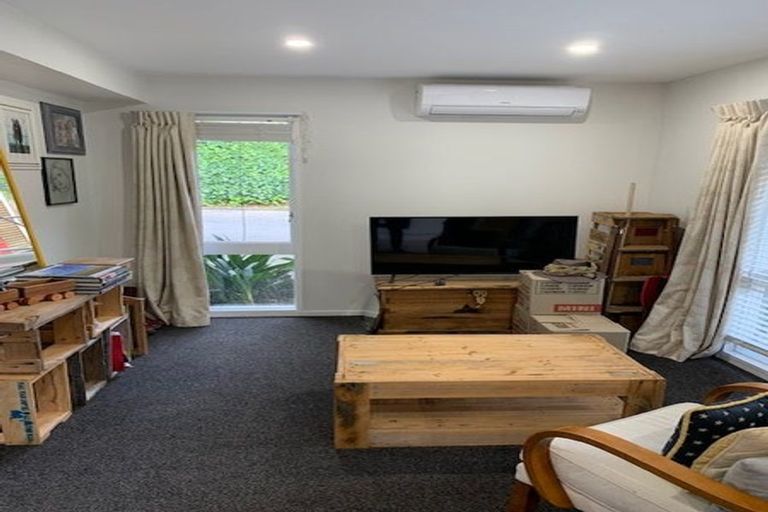 Photo of property in 82 Howard Road, Point Howard, Lower Hutt, 5013