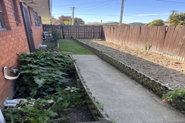 Photo of property in 1/21 Wilson Street, Islington, Christchurch, 8042