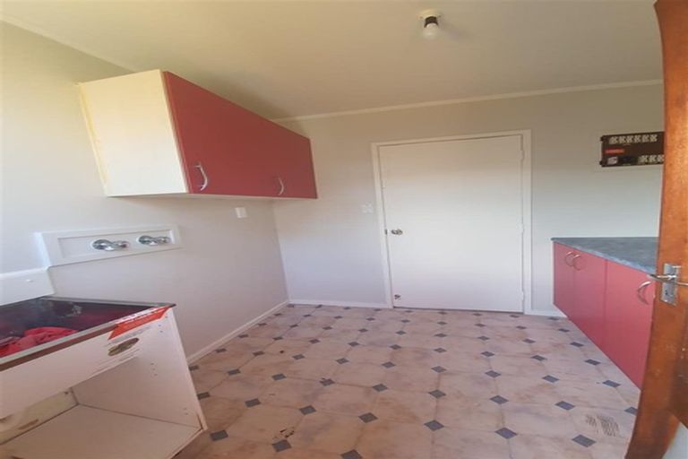 Photo of property in 13 Poutini Place, Manurewa, Auckland, 2102