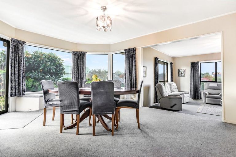 Photo of property in 6 Willowfield Place, Pukete, Hamilton, 3200