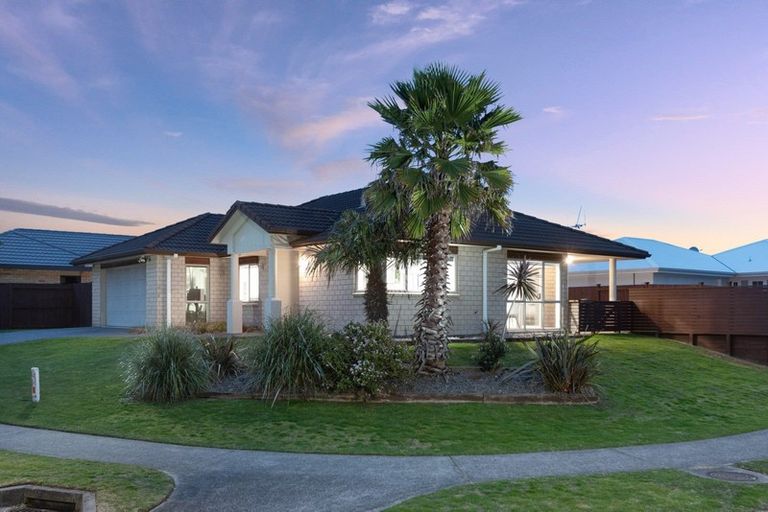 Photo of property in 2 Nicole Place, Papamoa Beach, Papamoa, 3118