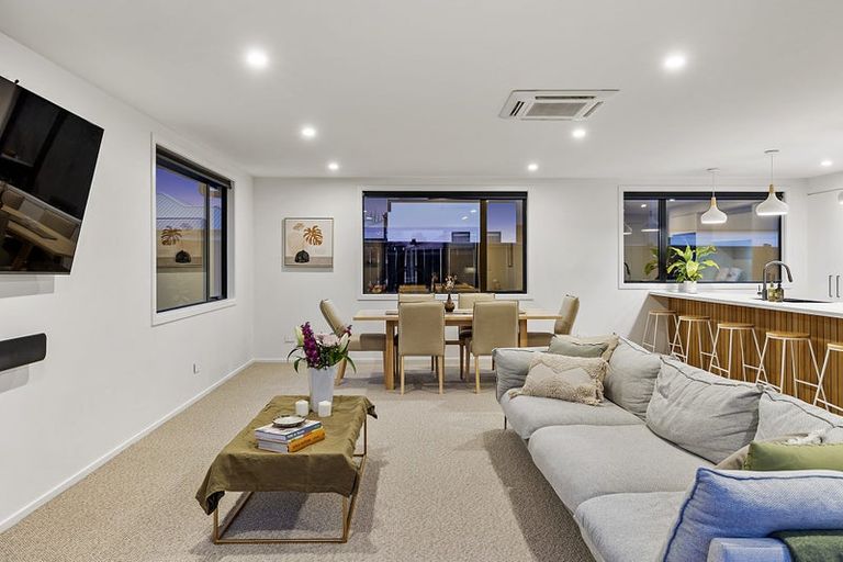 Photo of property in 17 Silverdale Place, Mosgiel, 9024