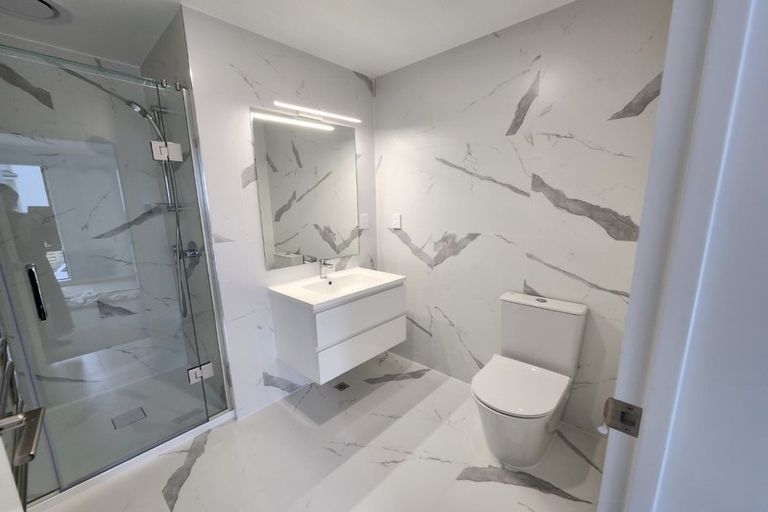 Photo of property in 6 Whetiko Way, Belmont, Auckland, 0622