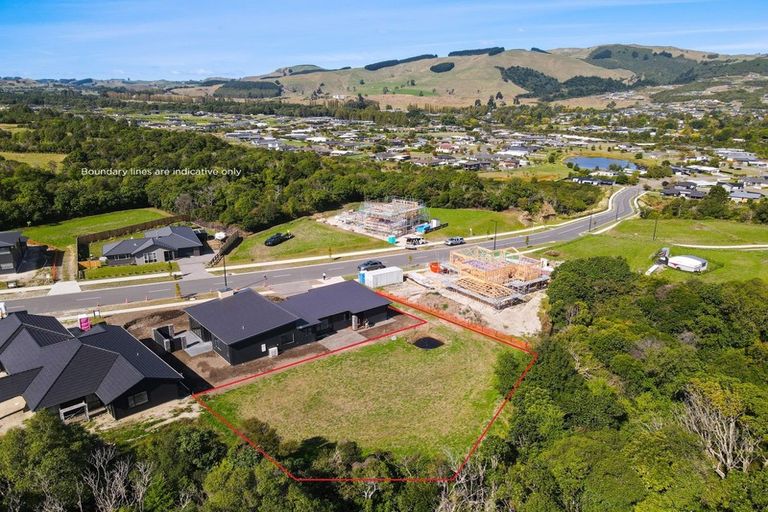 Photo of property in 35 Okaia Drive, Kinloch, Taupo, 3377