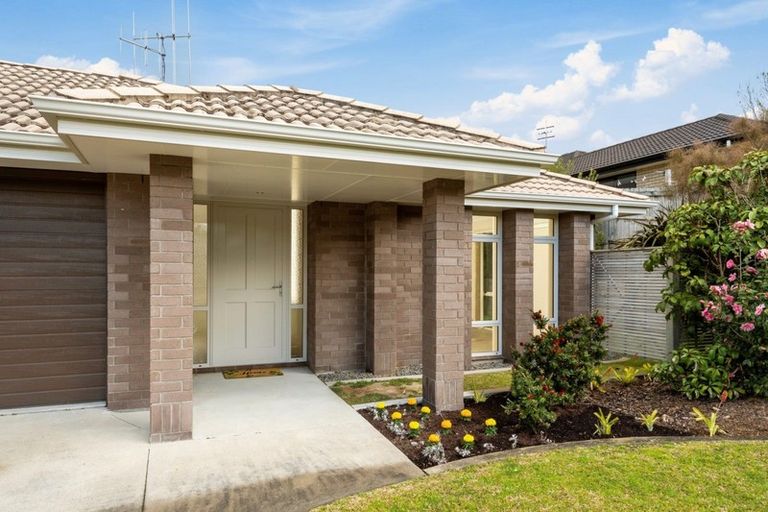Photo of property in 71 Fairfax Crescent, Pyes Pa, Tauranga, 3112