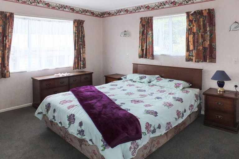 Photo of property in 4 Harrod Avenue, Foxton Beach, Foxton, 4815