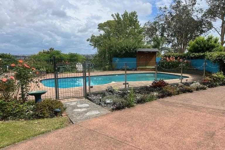 Photo of property in 336 Point View Drive, Shamrock Park, Auckland, 2016