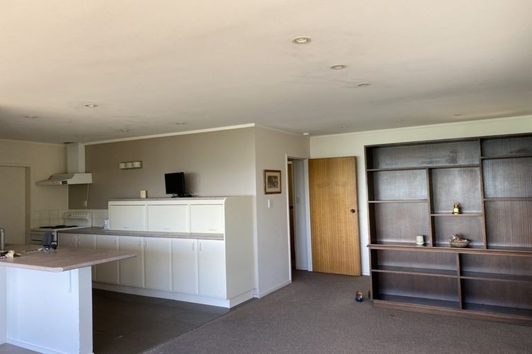 Photo of property in 793 South Titirangi Road, Titirangi, Auckland, 0604