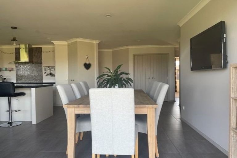 Photo of property in 36 Kereru Place, Pyes Pa, Tauranga, 3112