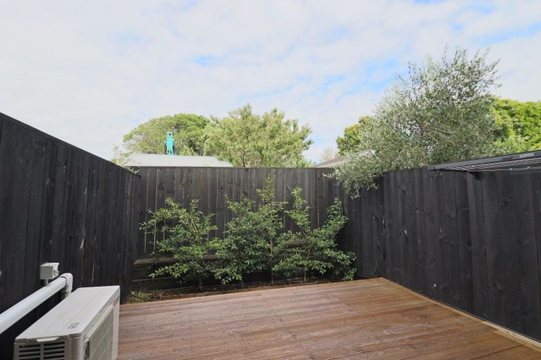 Photo of property in 22 Toanga Place, Mount Wellington, Auckland, 1062