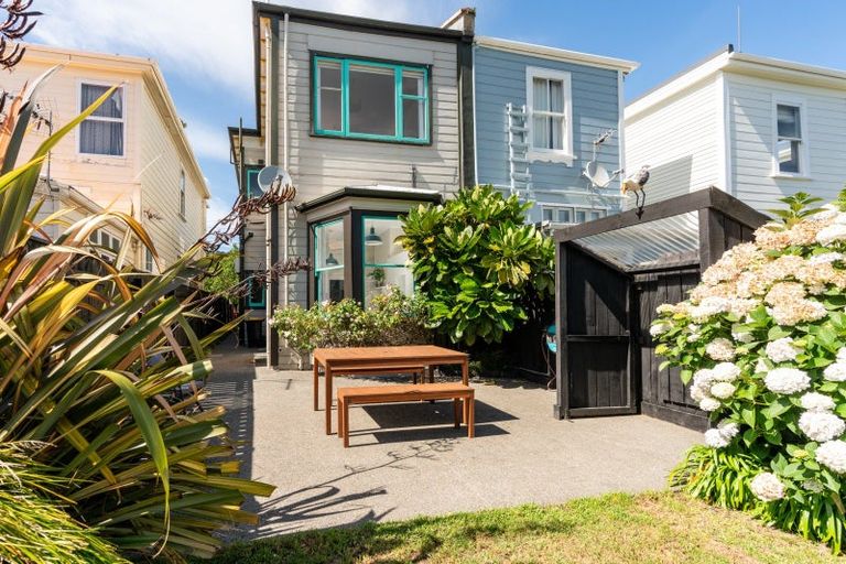 Photo of property in 19 Roy Street, Newtown, Wellington, 6021