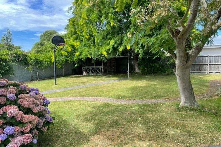 Photo of property in 19 Elwyn Place, Avonhead, Christchurch, 8042