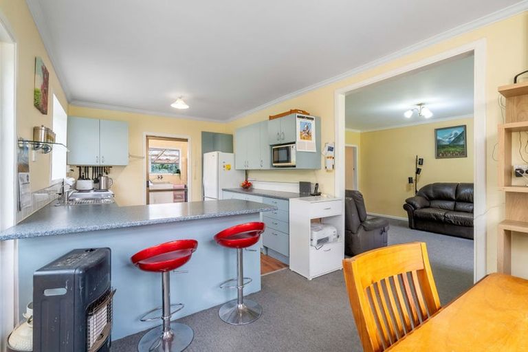 Photo of property in 250 Stirrat Street, Clifton, Invercargill, 9877
