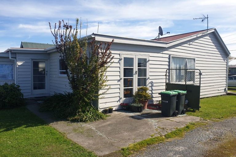 Photo of property in 38 Saint Johns Street, Woolston, Christchurch, 8062