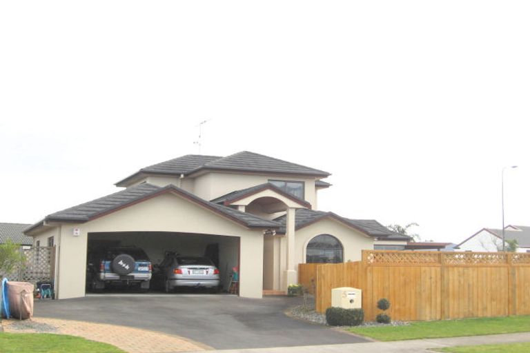 Photo of property in 5 Buchanan Place, Huntington, Hamilton, 3210