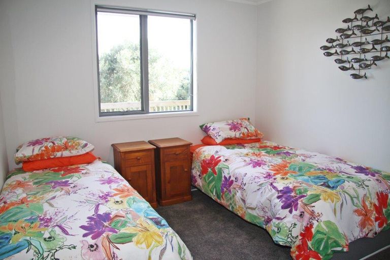 Photo of property in 11 Harbourview Street, Mangawhai Heads, Mangawhai, 0505