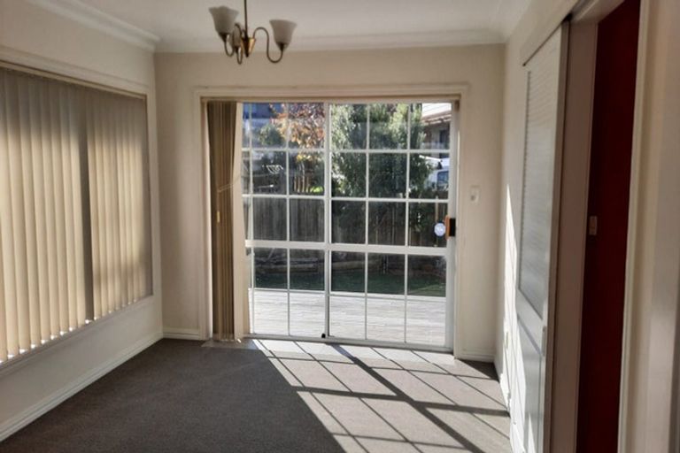 Photo of property in 6 Dingwall Place, Papatoetoe, Auckland, 2025
