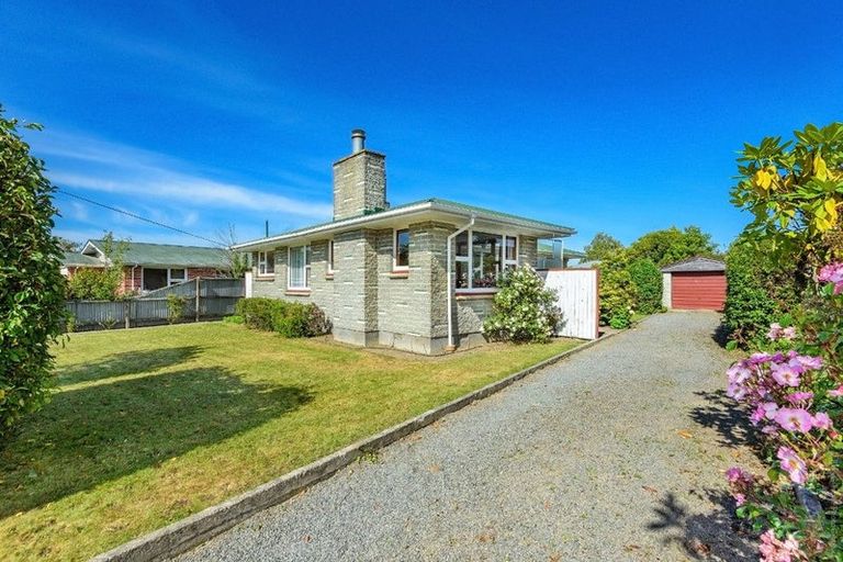 Photo of property in 19 Ashgrove Street, Rangiora, 7400