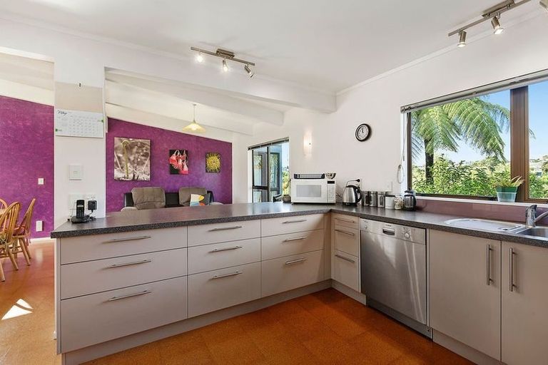 Photo of property in 33b Cockayne Road, Khandallah, Wellington, 6035