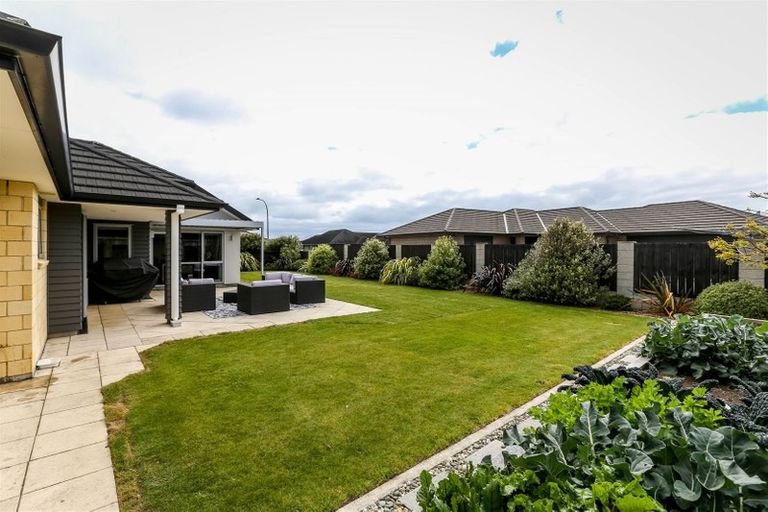 Photo of property in 6 Marlin Terrace, Bell Block, New Plymouth, 4312