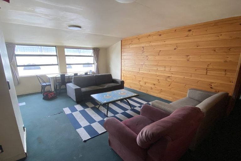 Photo of property in Te Awhina Apartments, 22/22 Sussex Street, Mount Cook, Wellington, 6021